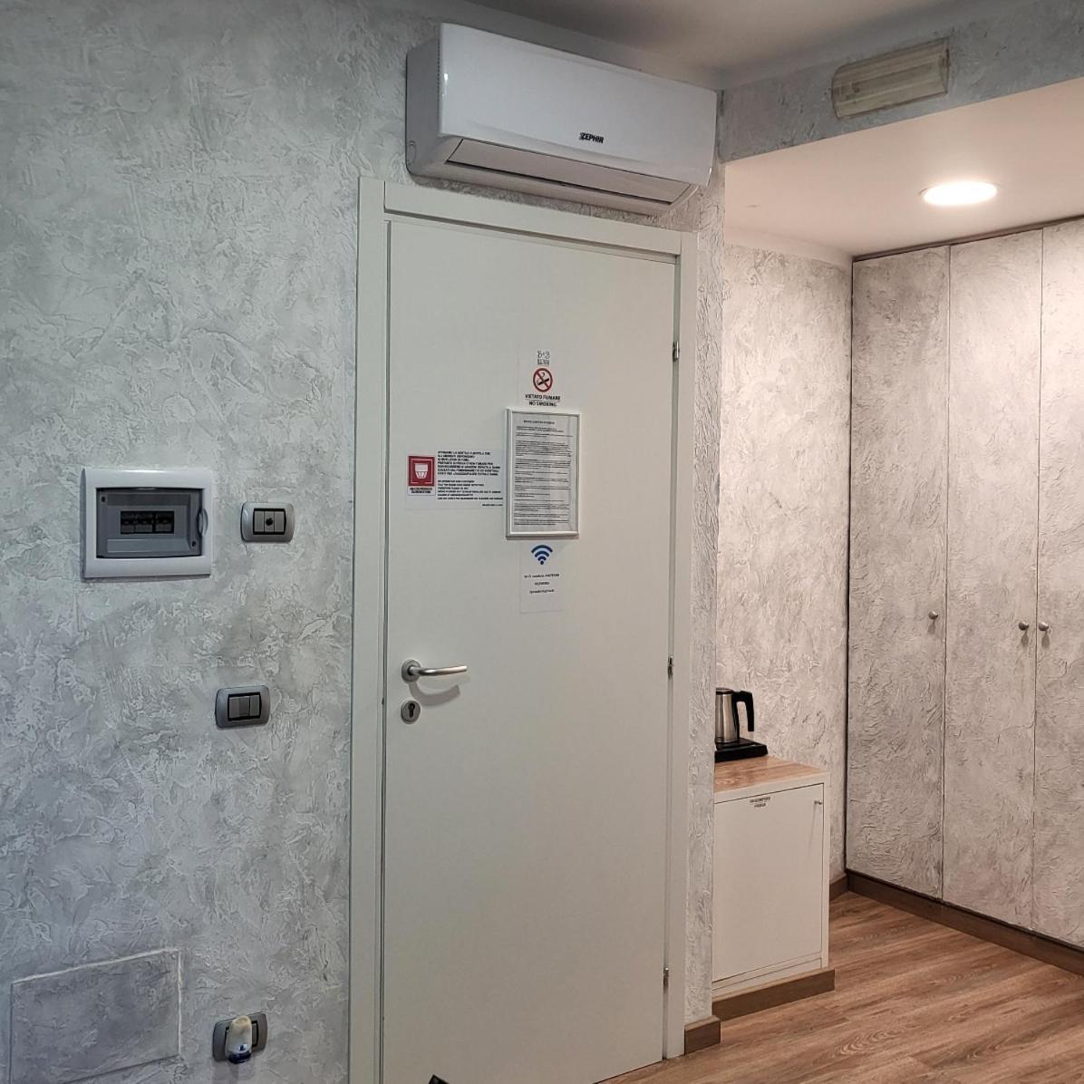Illuvia 2 Affitta Camere Cornaredo Kültér fotó